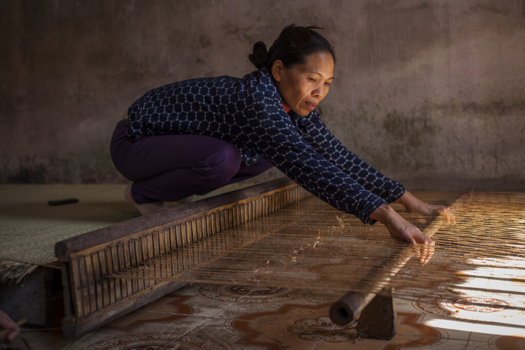 grass_mat_weaving