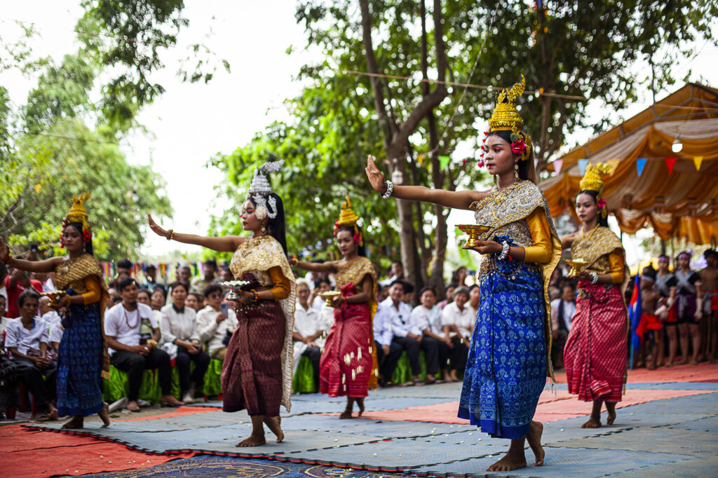 Hindu dancers at Phnom Schnork Cambodia