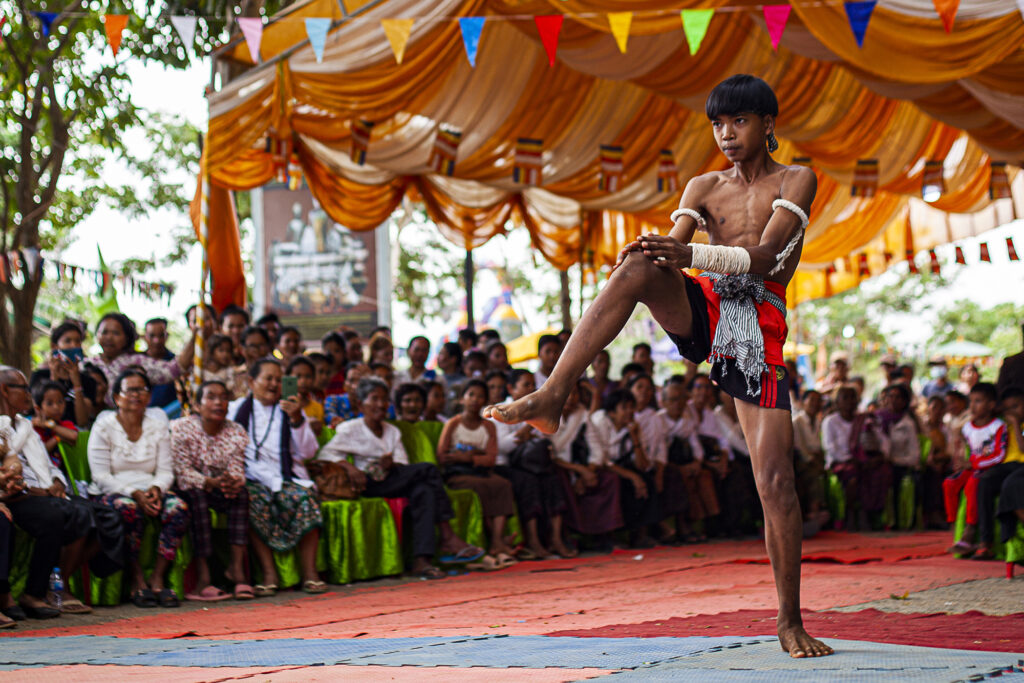 Khmer Martial Arts at Phnom Schnork caves Kampot Cambodia